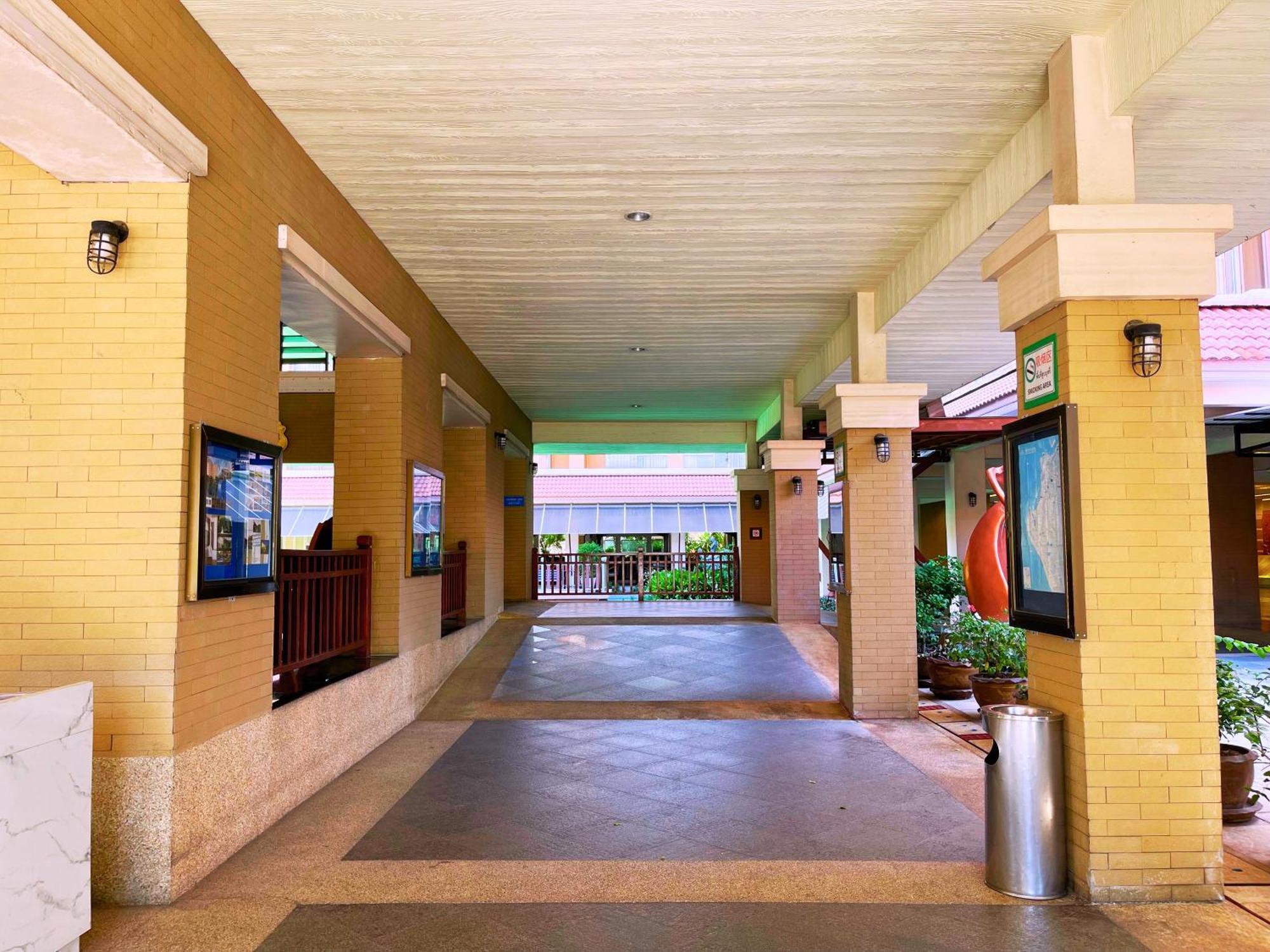 ホテル イースタン グランド パレス パッタヤー エクステリア 写真
